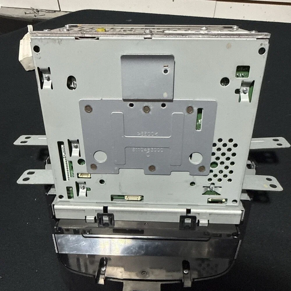 13 Hyundai Elantra AM FM XM CD radio receiver OEM 96170-3X165RA5‎ Working - Picture 8 of 10